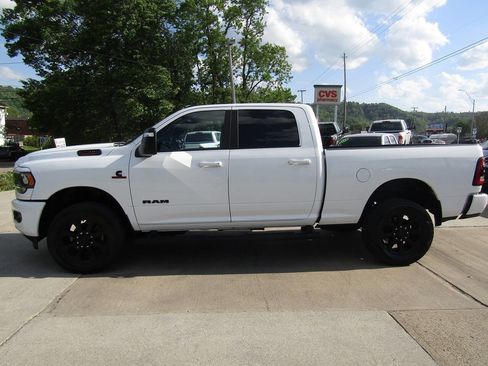 Used 2024 RAM 2500 Big Horn w/ Night Edition AWD/4WD image 2