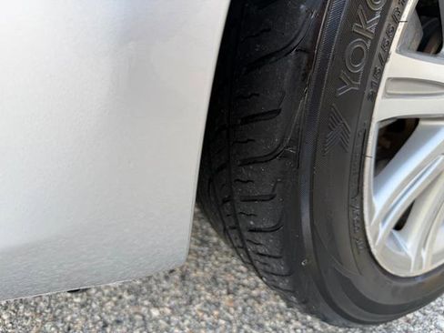 Used 2008 Toyota Avalon Limited image 41