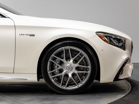 Used 2019 Mercedes-Benz S 63 AMG 4MATIC Cabriolet w/ Driver Assistance Package image 18