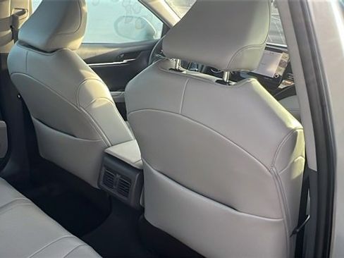 Certified 2022 Toyota Camry XLE image 28