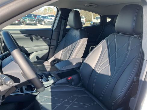 New 2025 Ford Mustang Mach-E Select w/ Comfort Package Lite image 14