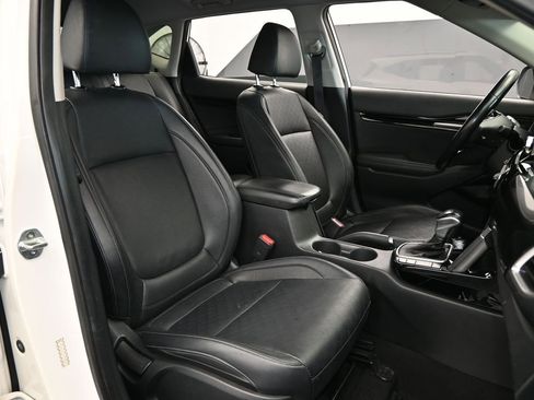 Used 2021 Kia Seltos EX image 41