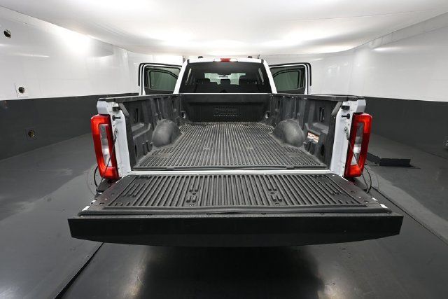 Used 2023 Ford F250 XLT AWD/4WD image 29