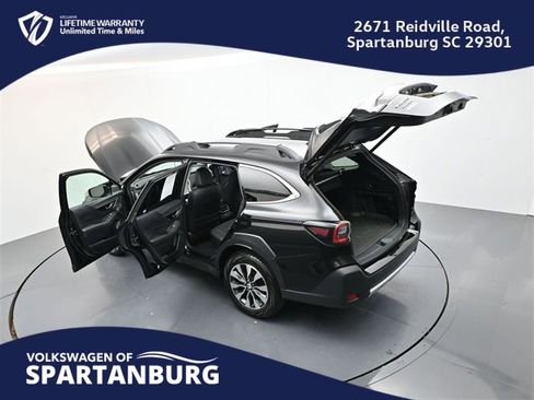 Used 2023 Subaru Outback Limited image 36