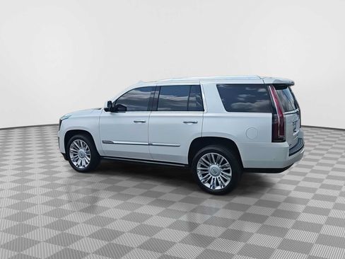 Used 2020 Cadillac Escalade Platinum AWD/4WD image 6