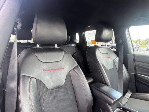 Used 2024 Jeep Compass Trailhawk AWD/4WD image 25