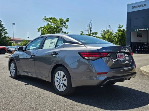 New 2025 Nissan Sentra S image 4