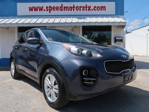 Used 2017 Kia Sportage LX AWD/4WD image 6