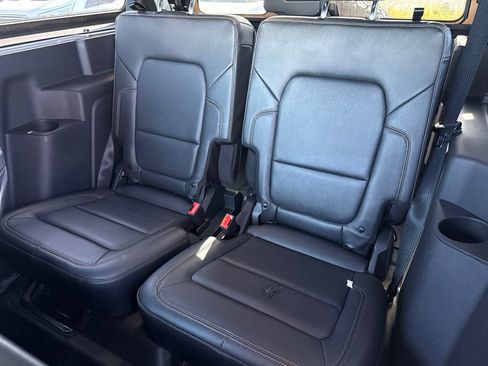 Used 2021 Ford Bronco Badlands AWD/4WD image 9