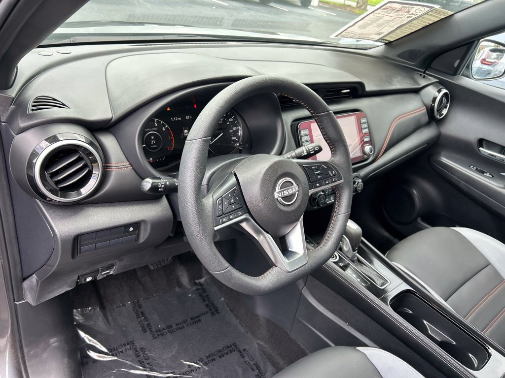 Certified 2024 Nissan Kicks SR w/ SR Premium Package FWD image 22