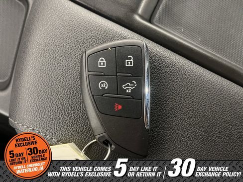 Used 2024 GMC Sierra 1500 SLE w/ Preferred Package image 40