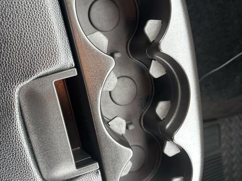 Used 2010 GMC Sierra 1500 SLE w/ SLE Preferred Package image 32