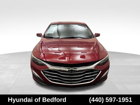 Used 2023 Chevrolet Malibu RS FWD image 2