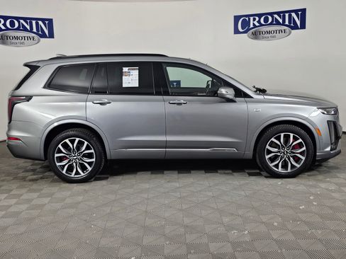 Used 2024 Cadillac XT6 Sport w/ Technology Package AWD/4WD image 28