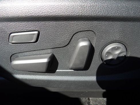 Certified 2022 Hyundai Palisade Calligraphy FWD image 17