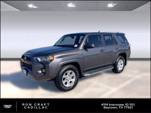 Used 2017 Toyota 4Runner SR5 image 1