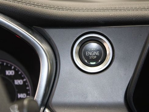 Used 2022 Chevrolet Blazer LT image 28