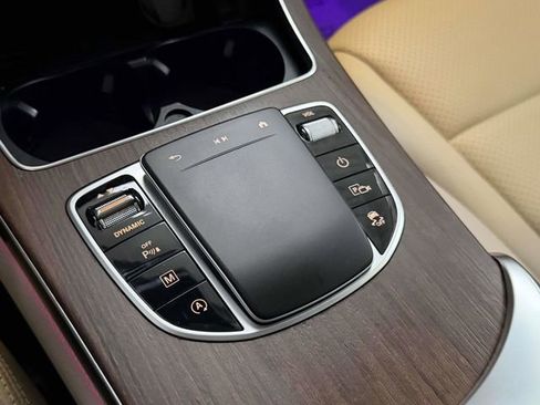 Certified 2022 Mercedes-Benz GLC 300 4MATIC image 30