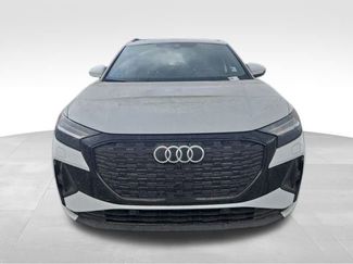 Used 2024 Audi Q4 e-tron Prestige video 2