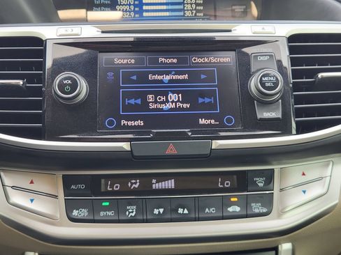 Used 2014 Honda Accord EX-L image 18