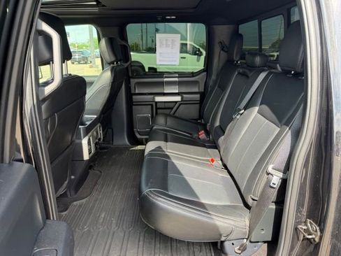 Used 2020 Ford F150 Lariat w/ Equipment Group 502A Luxury AWD/4WD image 18