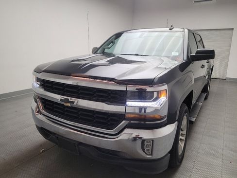 Used 2018 Chevrolet Silverado 1500 LT w/ All Star Edition image 15