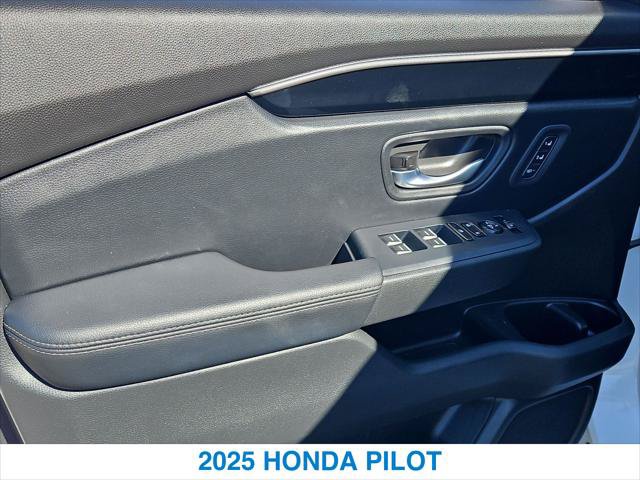 Certified 2025 Honda Pilot EX-L image 12