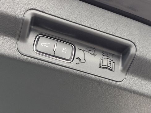 New 2026 Ford Explorer Platinum image 15