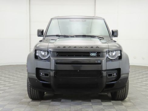 Used 2024 Land Rover Defender 110 X-Dynamic SE image 2