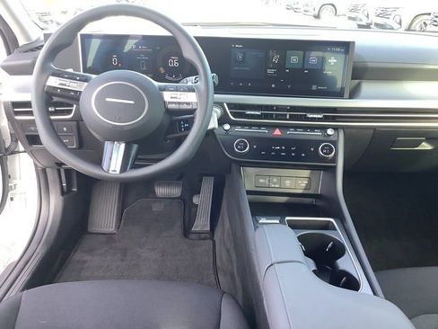 Used 2025 Hyundai Sonata SEL FWD image 12