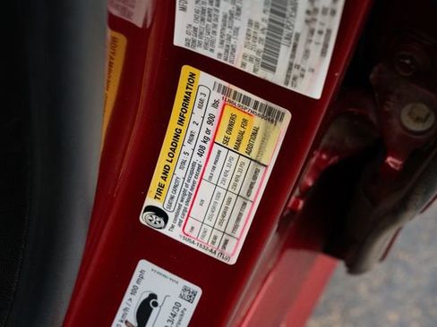 Used 2017 Lincoln Continental Select w/ Technology Package image 49