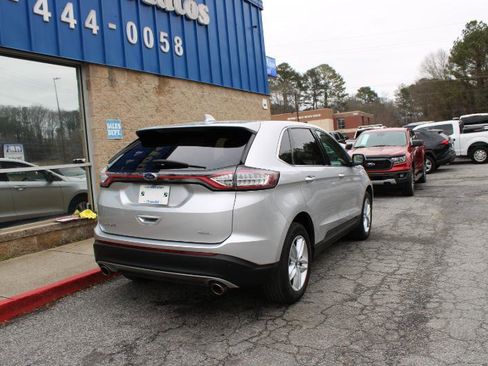Used 2015 Ford Edge SEL w/ Canadian Comfort Package image 4