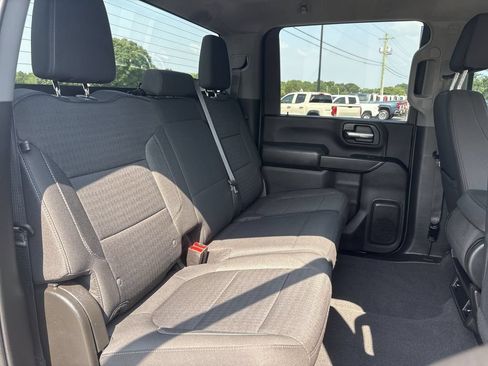 Certified 2022 Chevrolet Silverado 2500 Custom w/ Gooseneck/5TH Wheel Package AWD/4WD image 24