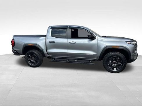 Used 2025 GMC Canyon Elevation w/ Convenience Package RWD image 2