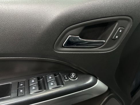 Used 2020 Chevrolet Colorado ZR2 w/ ZR2 Dusk Special Edition image 18