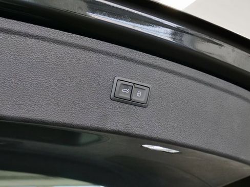 Certified 2025 Audi Q5 Prestige w/ Prestige Package image 14