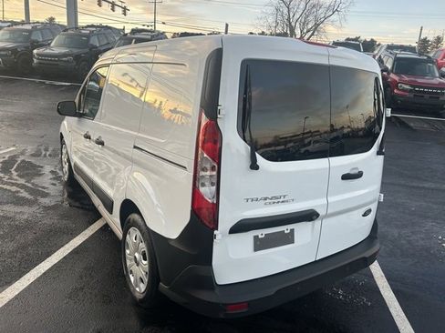 Used 2023 Ford Transit Connect XL image 5