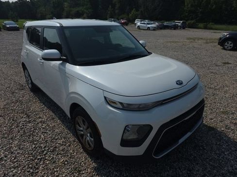Used 2021 Kia Soul LX FWD image 1