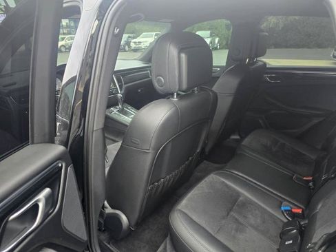 Used 2015 Porsche Macan S AWD/4WD image 22
