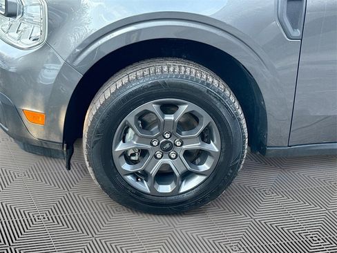 Used 2023 Ford Maverick XLT image 32