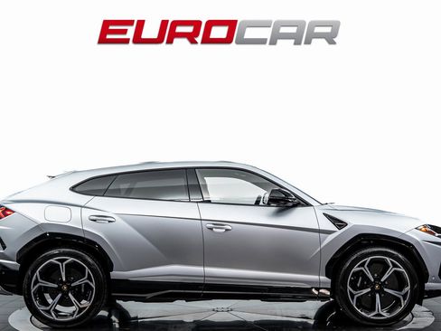 Used 2019 Lamborghini Urus image 6