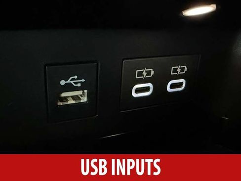 Used 2025 Toyota Camry SE FWD image 16
