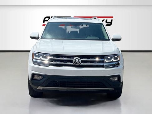 Used 2019 Volkswagen Atlas SE FWD image 2