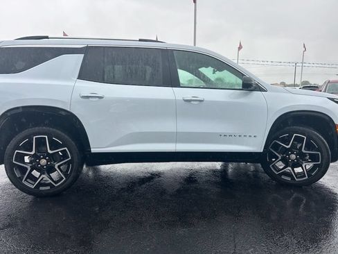 New 2026 Chevrolet Traverse High Country FWD image 9