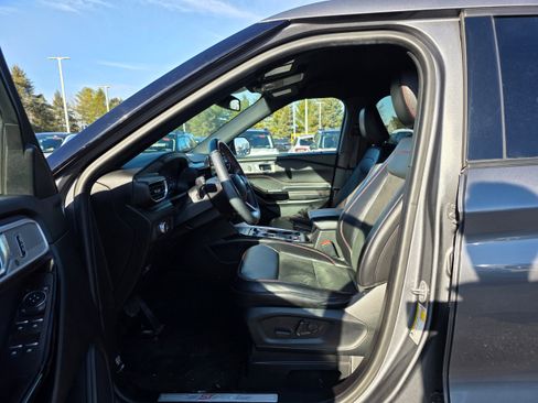 Used 2022 Ford Explorer ST-Line image 19