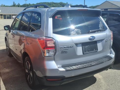 Used 2018 Subaru Forester 2.5i Limited AWD/4WD image 5