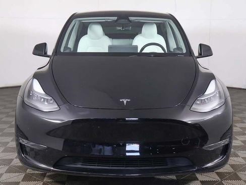 Used 2024 Tesla Model Y Performance AWD/4WD image 14