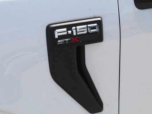 Used 2021 Ford F150 XL w/ STX Appearance Package RWD image 11