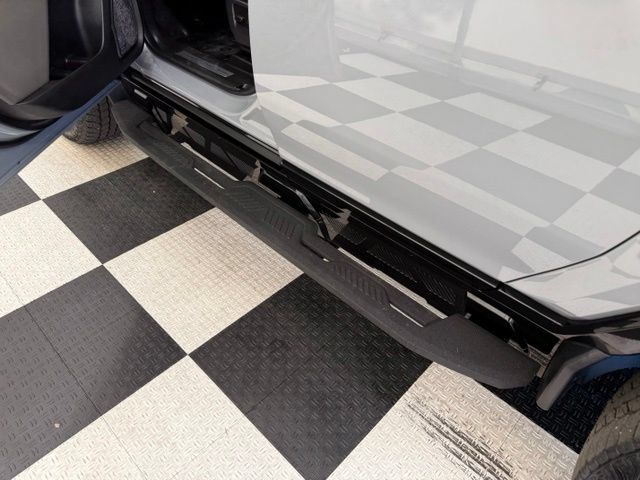 Used 2025 GMC Hummer EV 2X AWD/4WD image 30