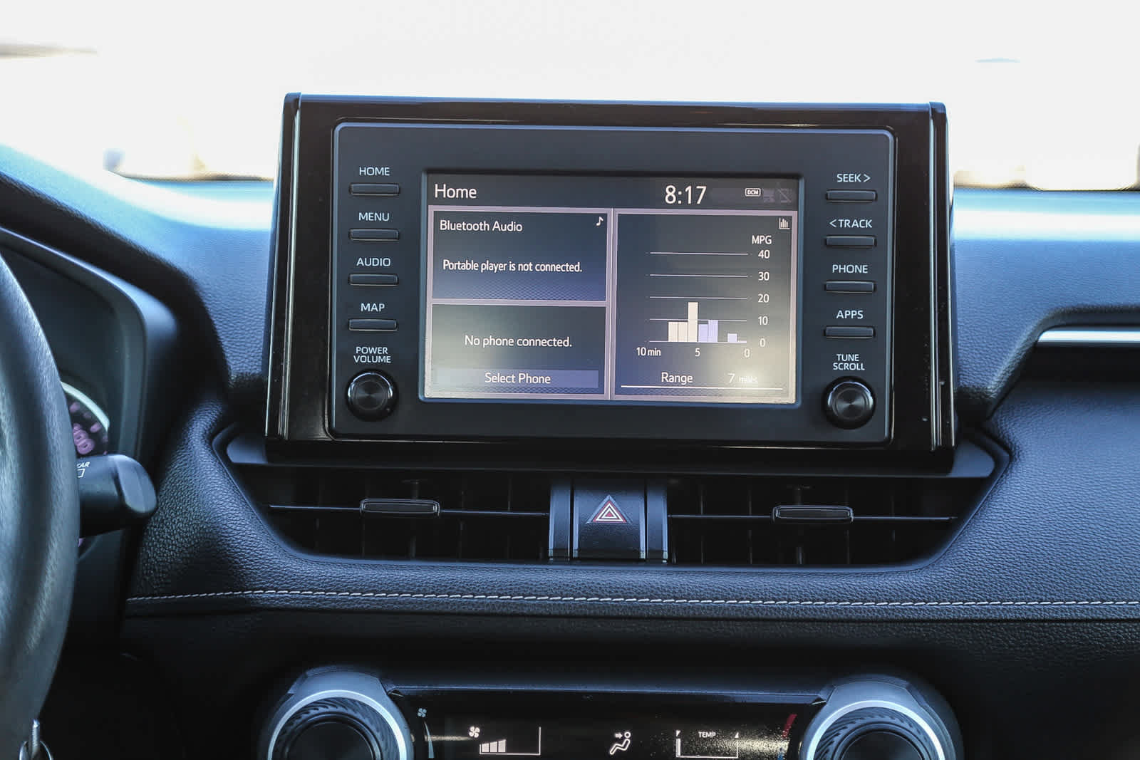 Used 2019 Toyota RAV4 LE w/ Carpet Mat Package AWD/4WD image 13